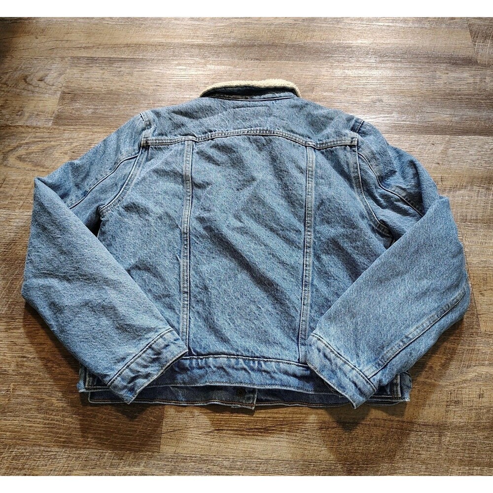 Levi’s Sherpa Lined Denim Trucker Jacket Women’s Large Blue Jean Coat Classic - Picture 6 of 9